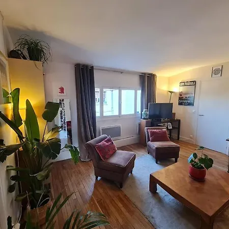Cosy, And Authentic Flat In An Excellent Location